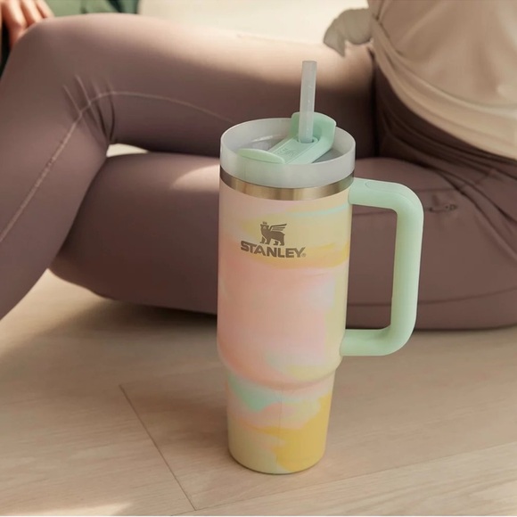 🎉LAST CHANCE🎉Stanley 30oz. Quencher H2.0 FlowState Tumbler Warm Serene - Picture 8 of 11